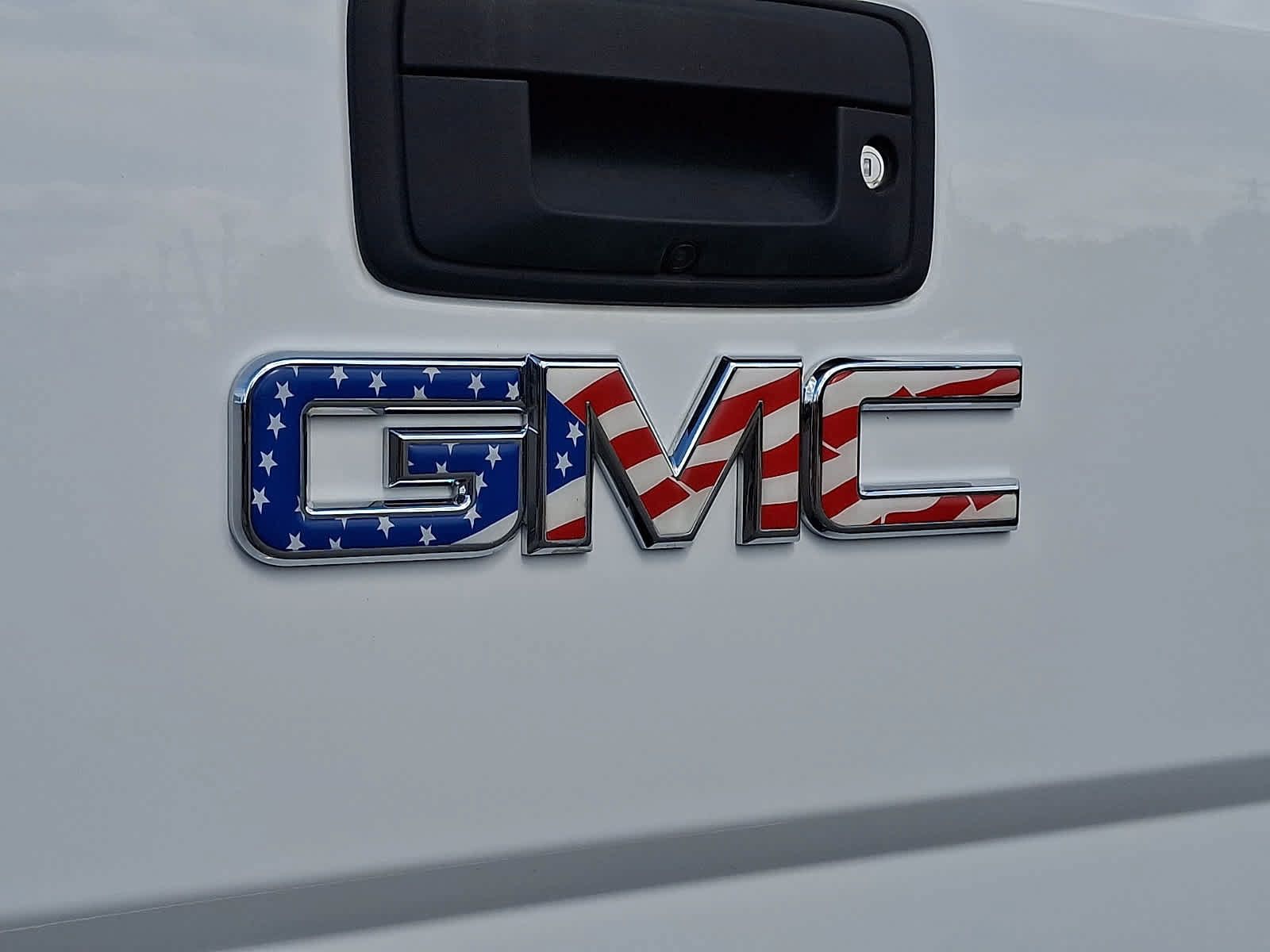 Used 2015 GMC Sierra 1500 4x4 Regular Cab w/ Sierra Convenience Package image 30