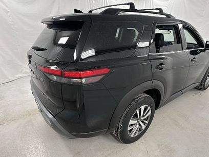 New 2026 Nissan Pathfinder SL