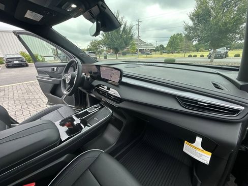 New 2026 Buick Enclave Sport Touring w/ Super Cruise Package FWD image 28