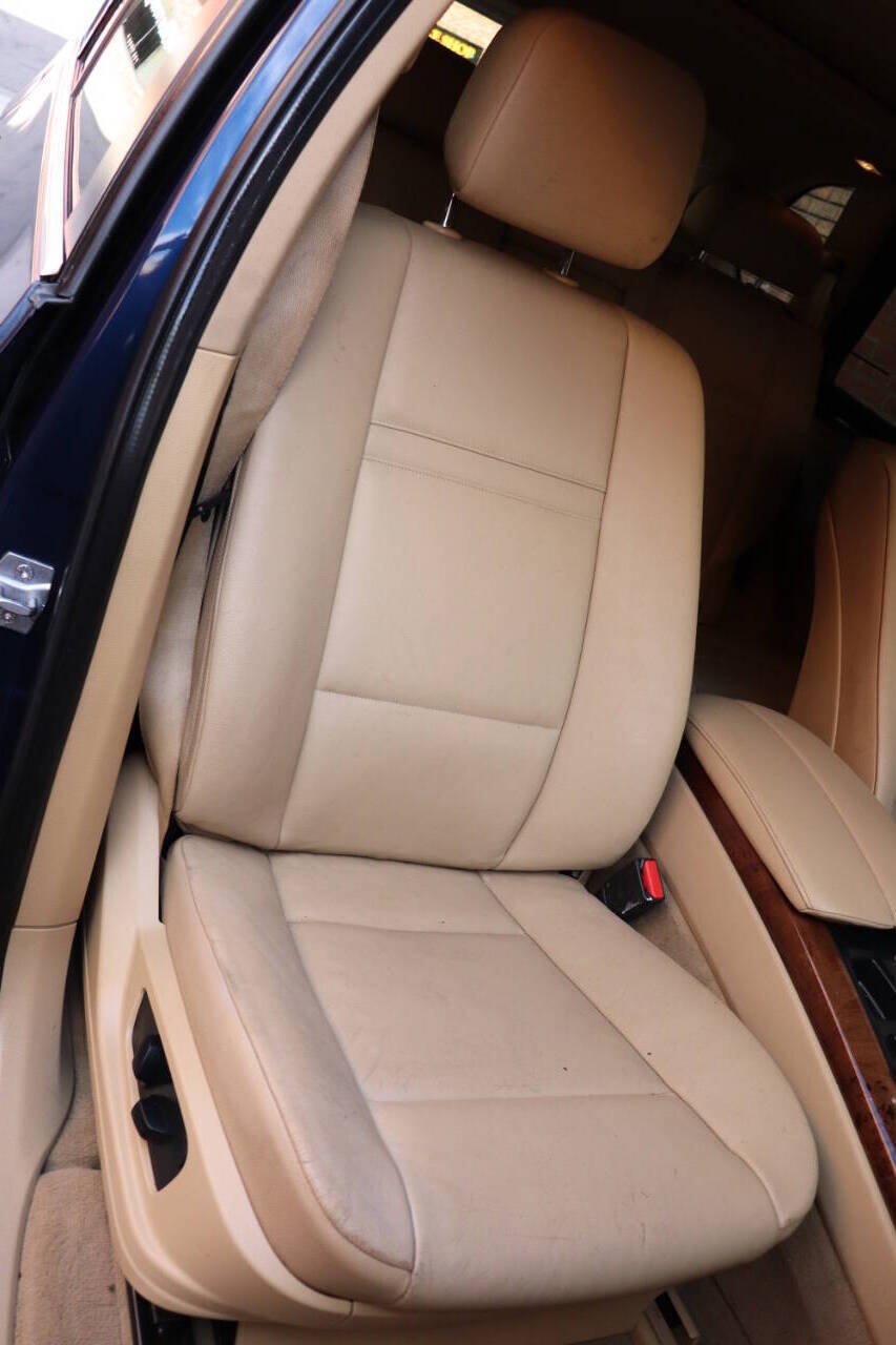 Used 2013 BMW X5 xDrive35d w/ Premium Pkg AWD/4WD image 42