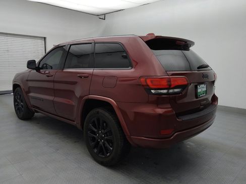 Used 2019 Jeep Grand Cherokee Altitude image 5