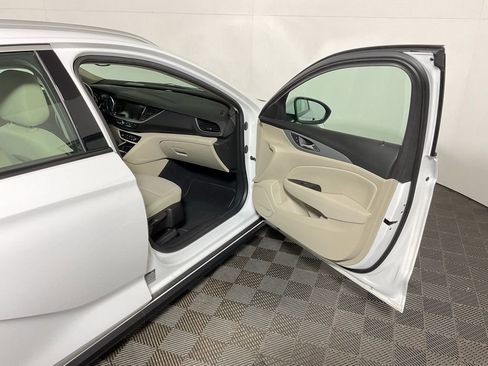 Used 2018 Buick Regal Preferred w/ Sights and Sounds Package image 35