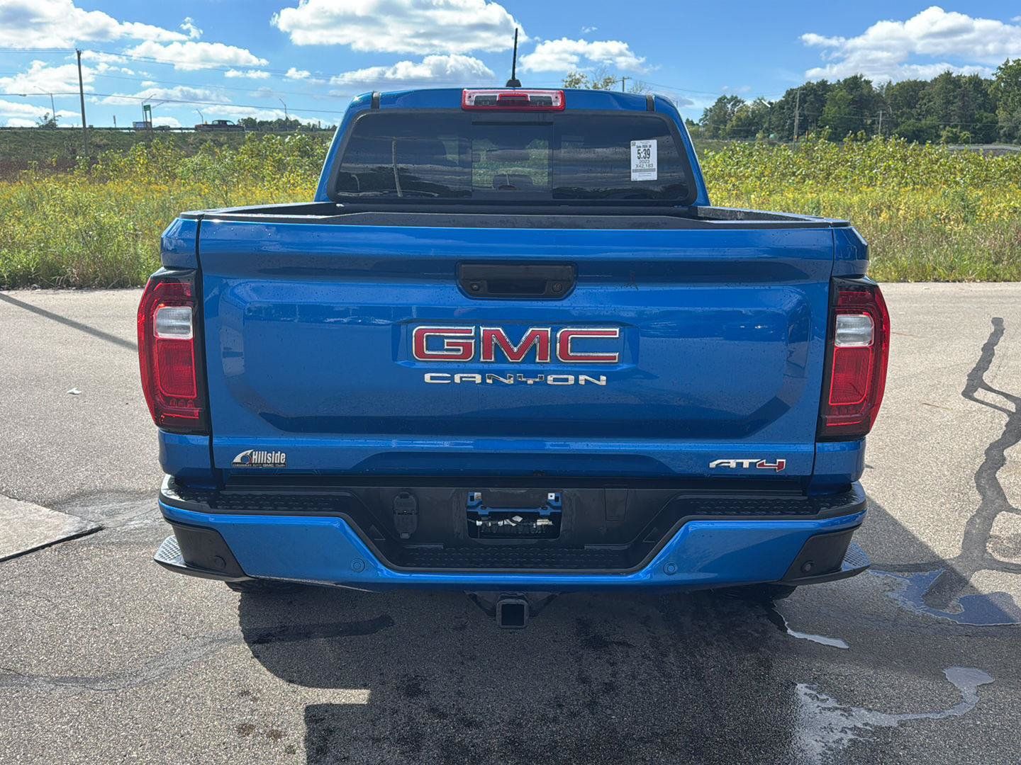 Used 2023 GMC Canyon AT4 w/ AT4 Premium Package AWD/4WD image 4