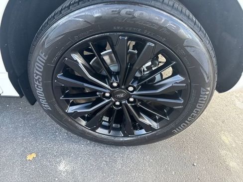 Used 2023 Ford Escape ST-Line Elite w/ Premium Technology Package image 38