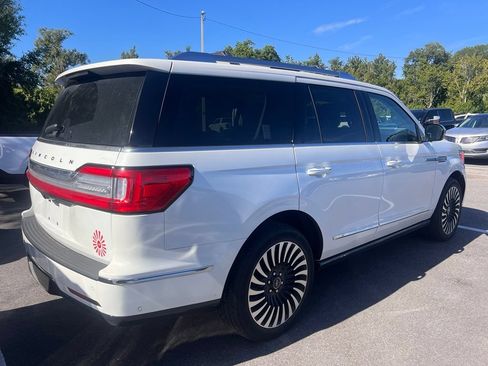 Used 2021 Lincoln Navigator Black Label w/ Cargo Convenience Package AWD/4WD image 4