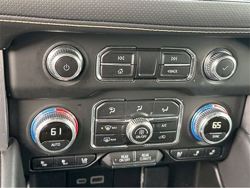 Certified 2024 GMC Yukon SLT image 20