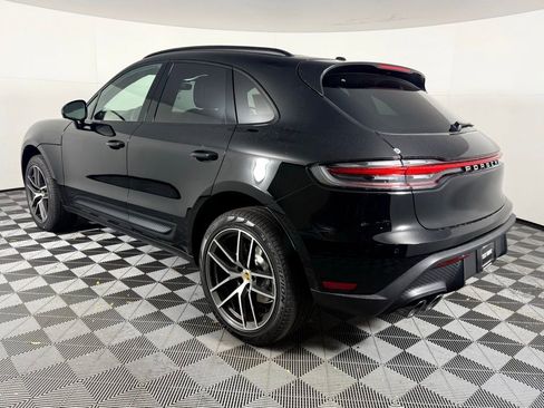 Certified 2026 Porsche Macan AWD/4WD image 3