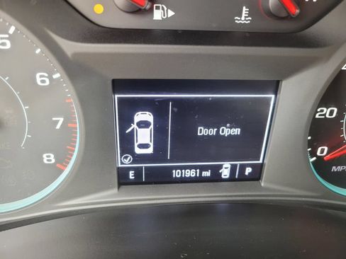 Used 2023 Chevrolet Malibu LT FWD image 28