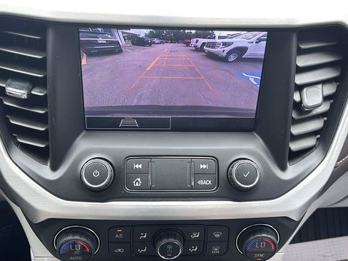 Certified 2020 GMC Acadia SLT FWD image 35