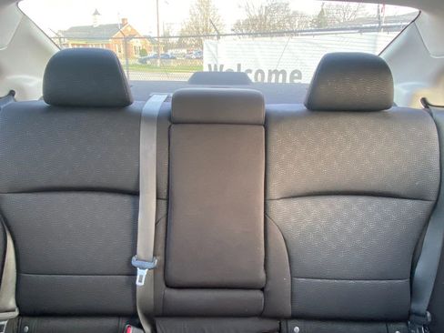 Used 2016 Subaru Legacy 2.5i Premium AWD/4WD image 25