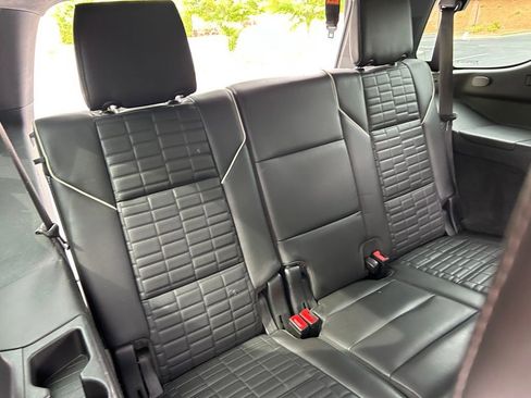Used 2021 Cadillac Escalade Sport Platinum w/ Heavy-Duty Trailer Package AWD/4WD image 47