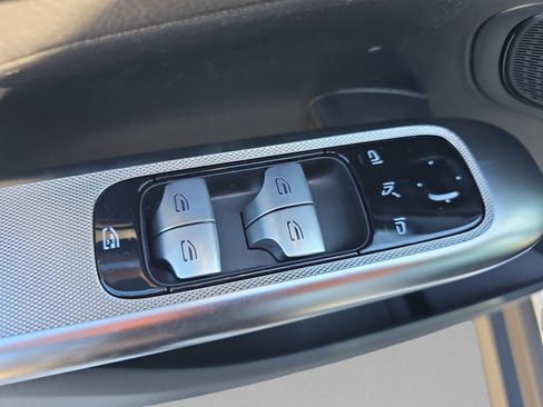 Certified 2026 Mercedes-Benz GLC 300 image 17