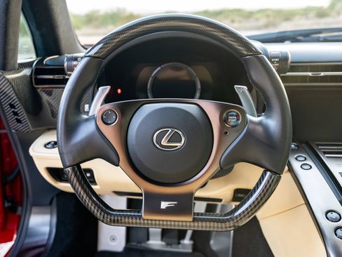 Used 2012 Lexus LFA RWD image 16