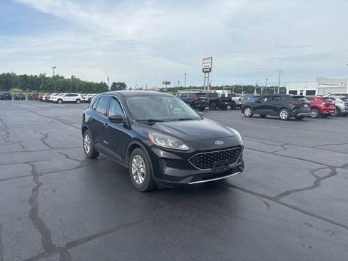 Used 2020 Ford Escape SE FWD image 7
