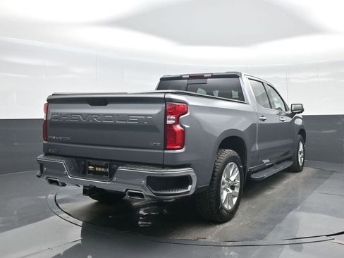 Used 2020 Chevrolet Silverado 1500 LTZ w/ LTZ Premium Package AWD/4WD image 6