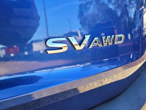 Used 2023 Nissan Rogue SV image 10