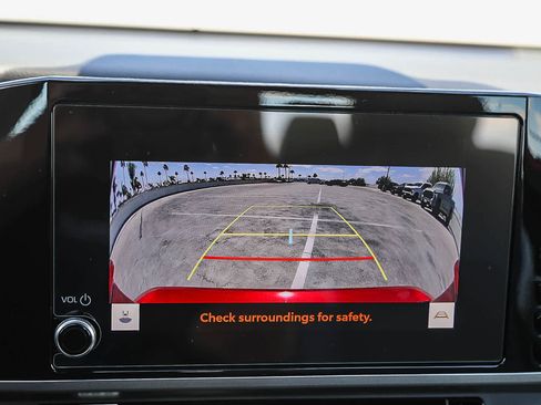 Used 2026 Toyota Camry SE FWD image 23