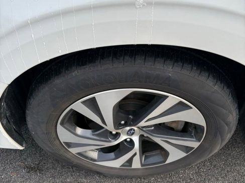 Used 2022 Subaru Legacy Premium image 5