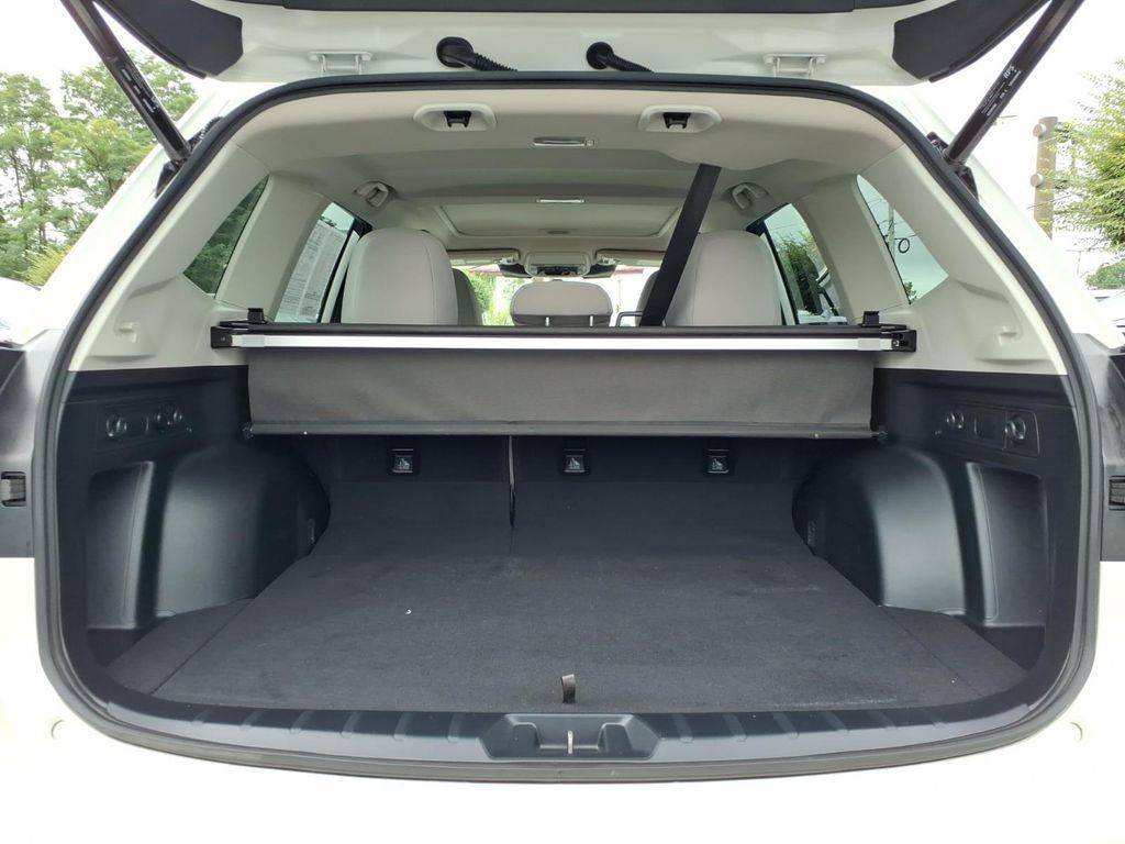 Certified 2024 Subaru Forester Premium AWD/4WD image 21