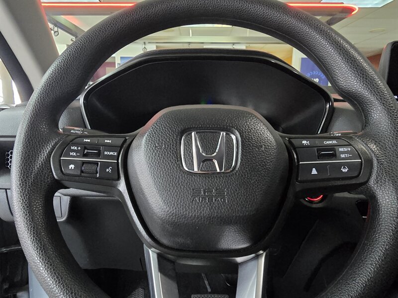 Used 2025 Honda CR-V LX image 25