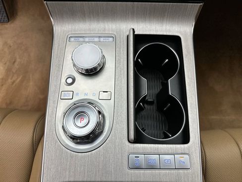 Certified 2025 Genesis G80 2.5T Advanced image 20