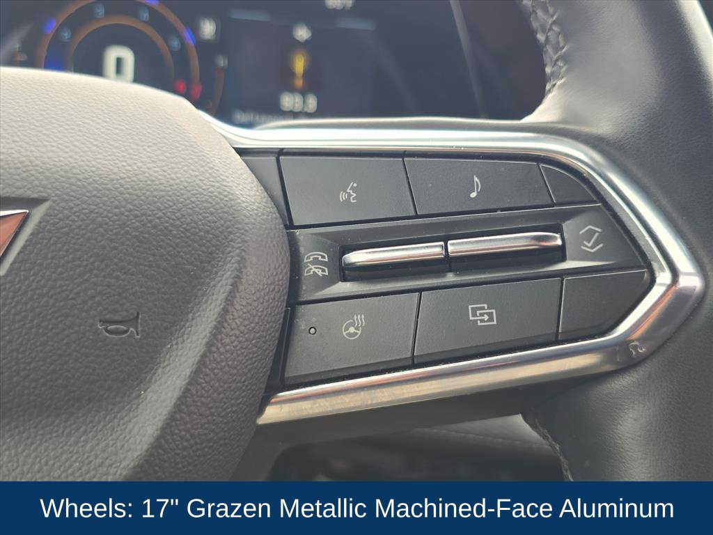 Used 2025 Chevrolet Equinox LT w/ Convenience Package II FWD image 27