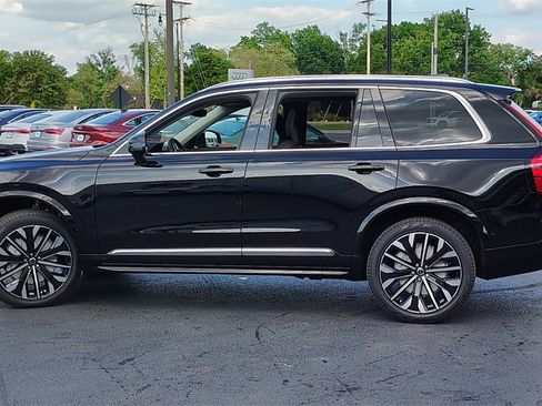 New 2026 Volvo XC90 B6 Plus w/ Protection Package Premier image 5