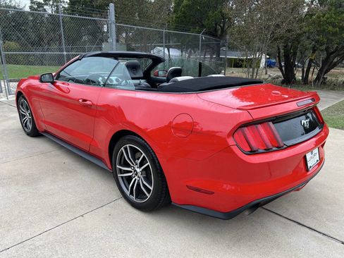 Used 2016 Ford Mustang Premium image 8