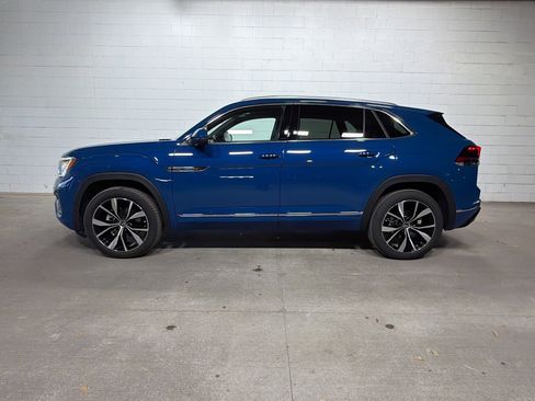 Used 2025 Volkswagen Atlas Cross Sport SEL Premium R-Line image 2