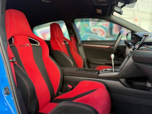 Used 2021 Honda Civic Type R image 18