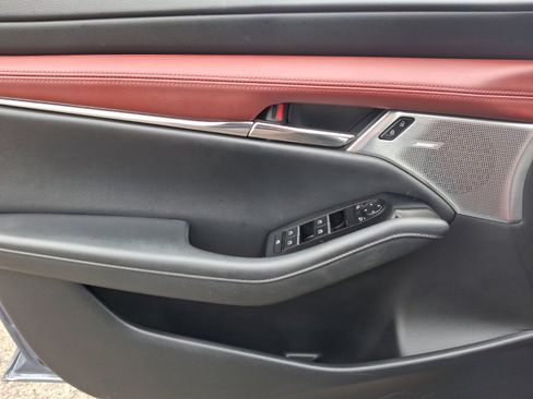 Certified 2023 MAZDA MAZDA3 Hatchback w/Premium Plus Pkg image 13