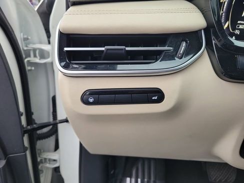 Used 2023 INFINITI QX60 Luxe image 15