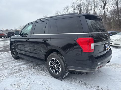 Used 2024 Ford Expedition XLT image 6