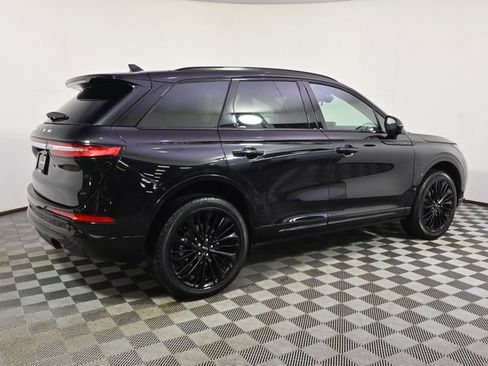 New 2026 Lincoln Corsair Premiere image 6