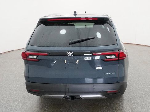 New 2026 Toyota Grand Highlander FWD image 19