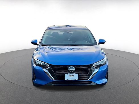 Used 2025 Nissan Sentra SV image 4