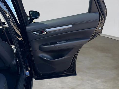 Used 2019 MAZDA CX-5 Touring image 27