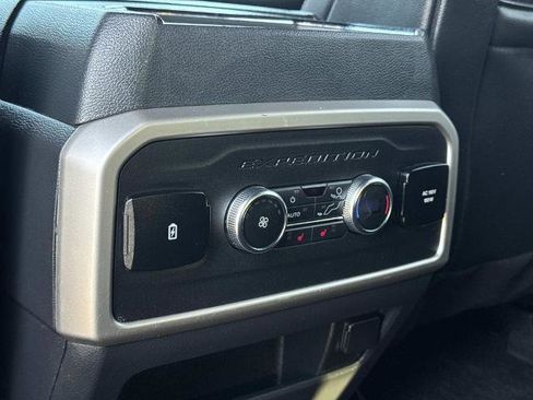 Certified 2022 Ford Expedition Max Limited image 26
