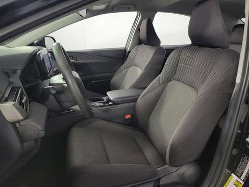 Used 2025 Toyota Camry LE image 14