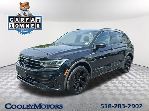 Used 2024 Volkswagen Tiguan SE R-Line AWD/4WD image 1