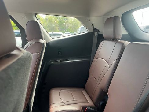 Used 2020 Buick Enclave Avenir w/ Avenir Technology Package AWD/4WD image 23