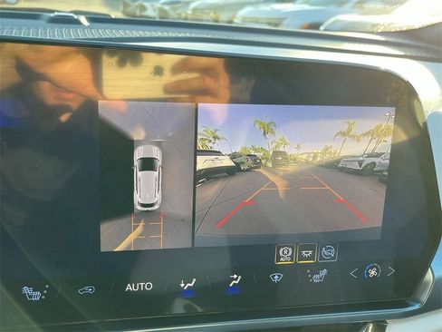 New 2026 Chevrolet Equinox EV LT image 15