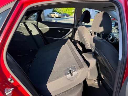 Used 2014 Hyundai Elantra GT FWD image 27