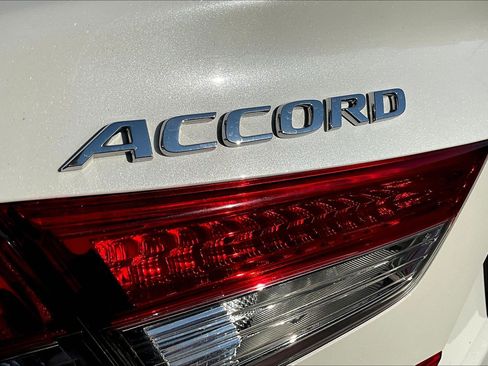 Used 2022 Honda Accord Sport Special Edition image 32