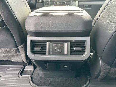 Used 2023 Ford F250 Lariat w/ Black Appearance Package image 25