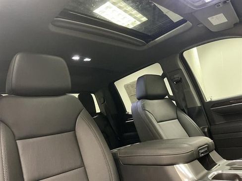 New 2026 GMC Sierra 1500 Elevation w/ Elevation Premium Package AWD/4WD image 12