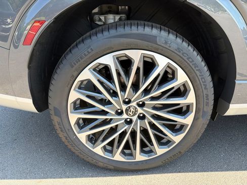 New 2026 Hyundai Palisade Calligraphy AWD/4WD image 18