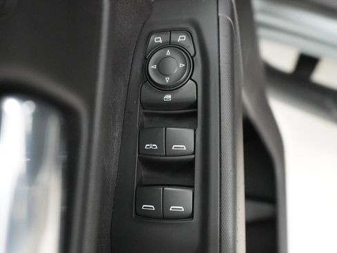 Used 2022 Chevrolet Silverado 1500 Custom w/ LPO, Dark Essentials Package RWD image 11