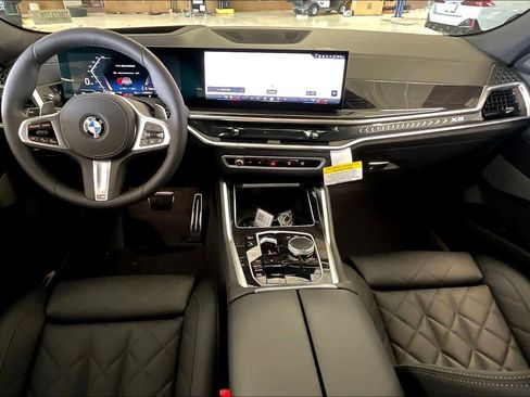 New 2026 BMW X6 xDrive40i image 5