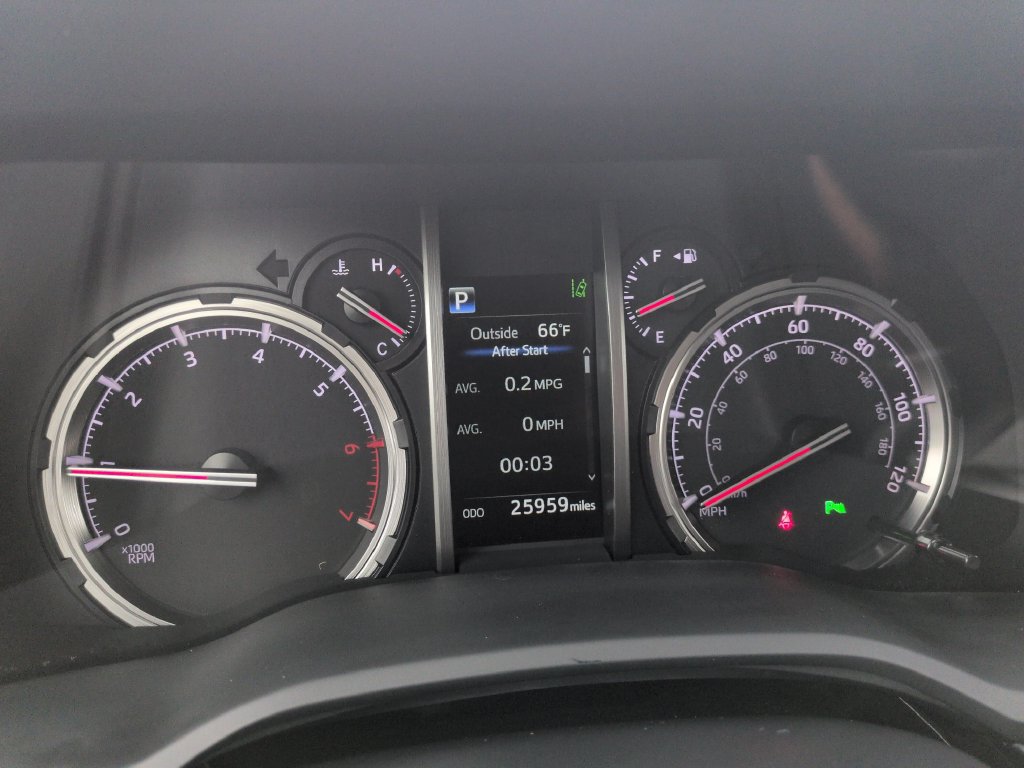 Used 2022 Toyota 4Runner Limited AWD/4WD image 15